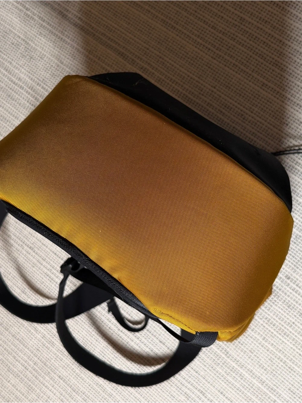 Arc'teryx Arro 20 | Black and Yellow | Backpack